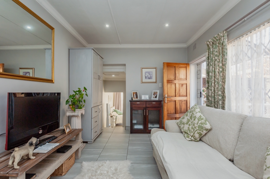 3 Bedroom Property for Sale in Sunnyrock Gauteng