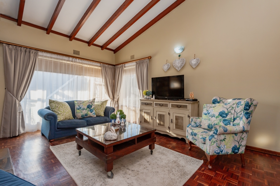 3 Bedroom Property for Sale in Sunnyrock Gauteng