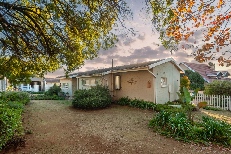 3 Bedroom Property for Sale in Sunnyrock Gauteng