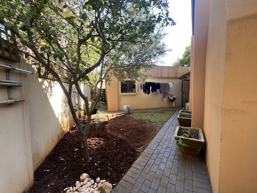 3 Bedroom Property for Sale in Eldoraigne Gauteng