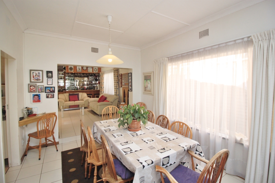 3 Bedroom Property for Sale in Sunnyrock Gauteng