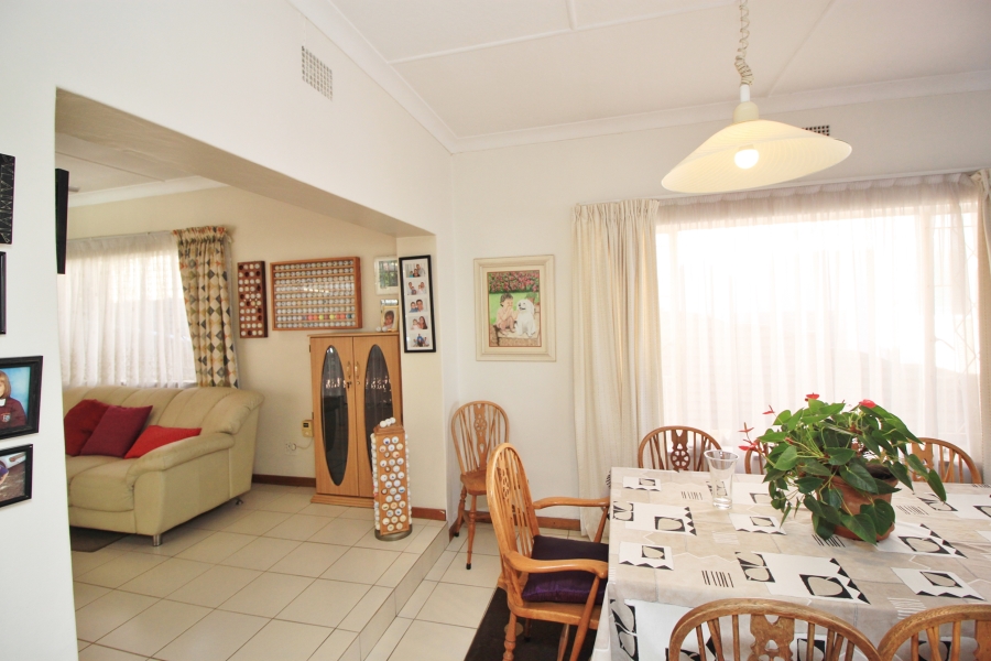 3 Bedroom Property for Sale in Sunnyrock Gauteng