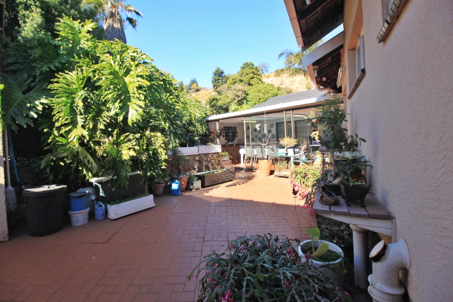 3 Bedroom Property for Sale in Sunnyrock Gauteng