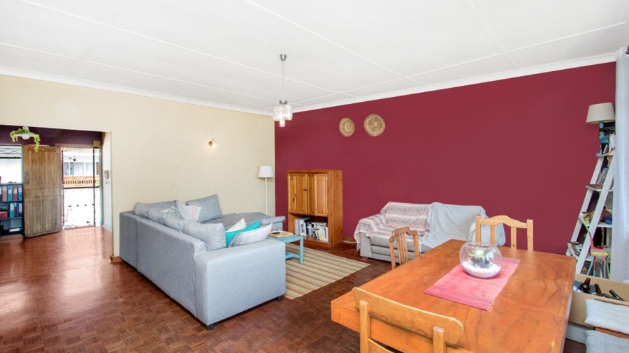 1 Bedroom Property for Sale in Linden Gauteng