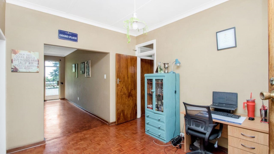 1 Bedroom Property for Sale in Linden Gauteng