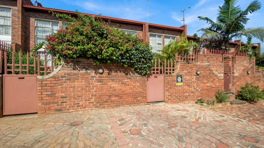 3 Bedroom Property for Sale in Windsor East Gauteng