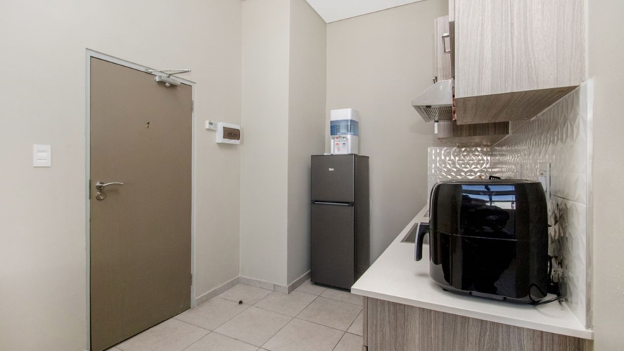 1 Bedroom Property for Sale in Rosebank Gauteng