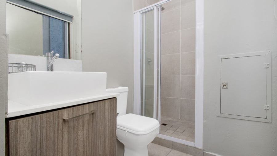1 Bedroom Property for Sale in Rosebank Gauteng