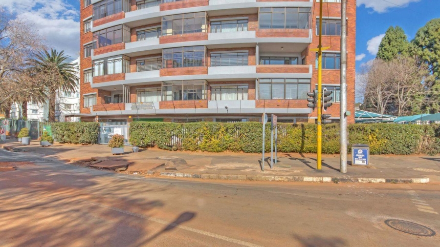 1 Bedroom Property for Sale in Killarney Gauteng