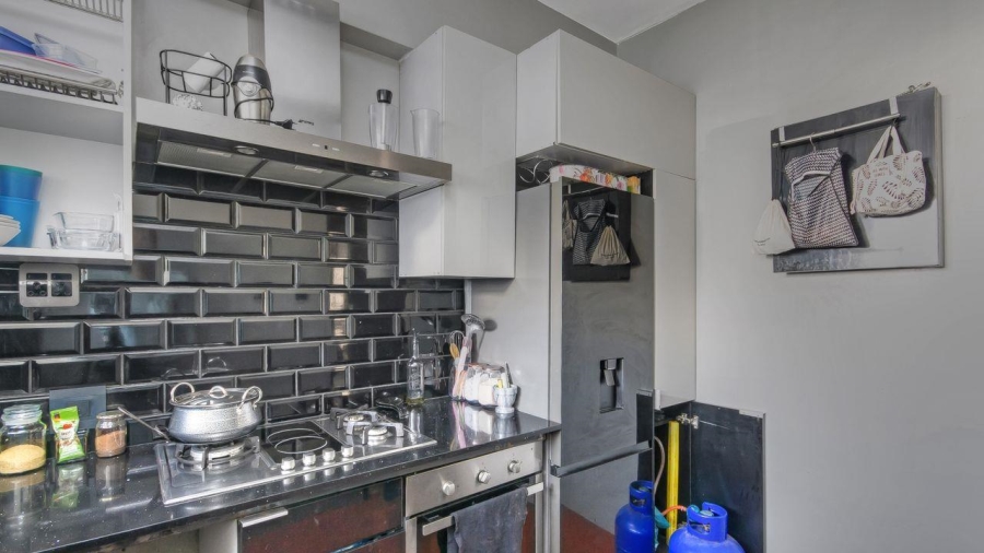 1 Bedroom Property for Sale in Killarney Gauteng