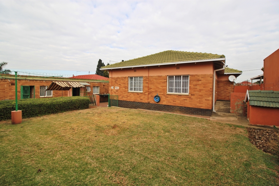 3 Bedroom Property for Sale in Symhurst Gauteng