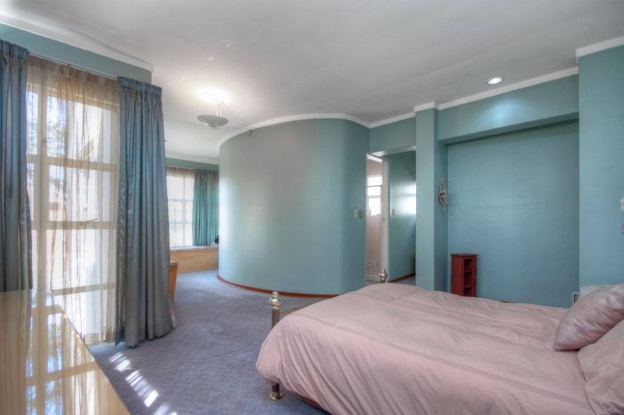 7 Bedroom Property for Sale in Lenasia South Gauteng