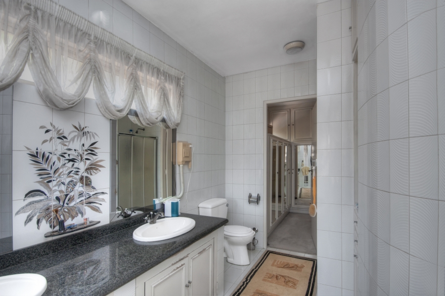 7 Bedroom Property for Sale in Lenasia South Gauteng