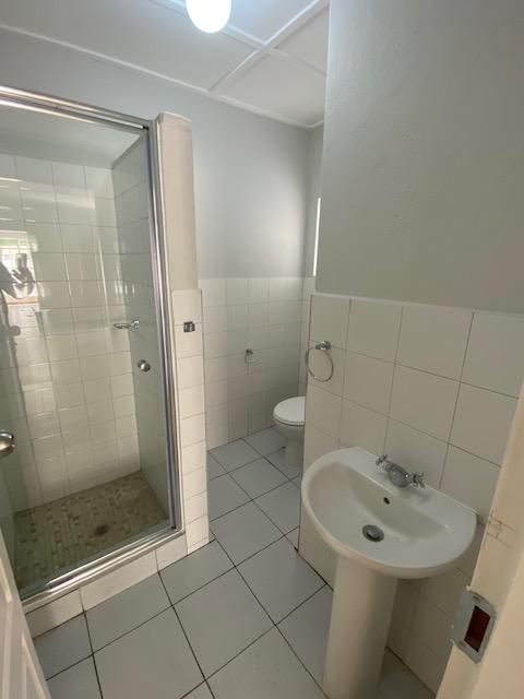 To Let 3 Bedroom Property for Rent in Bramley Park Gauteng