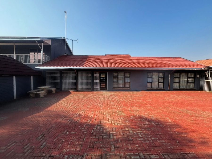 4 Bedroom Property for Sale in Steel Park Gauteng