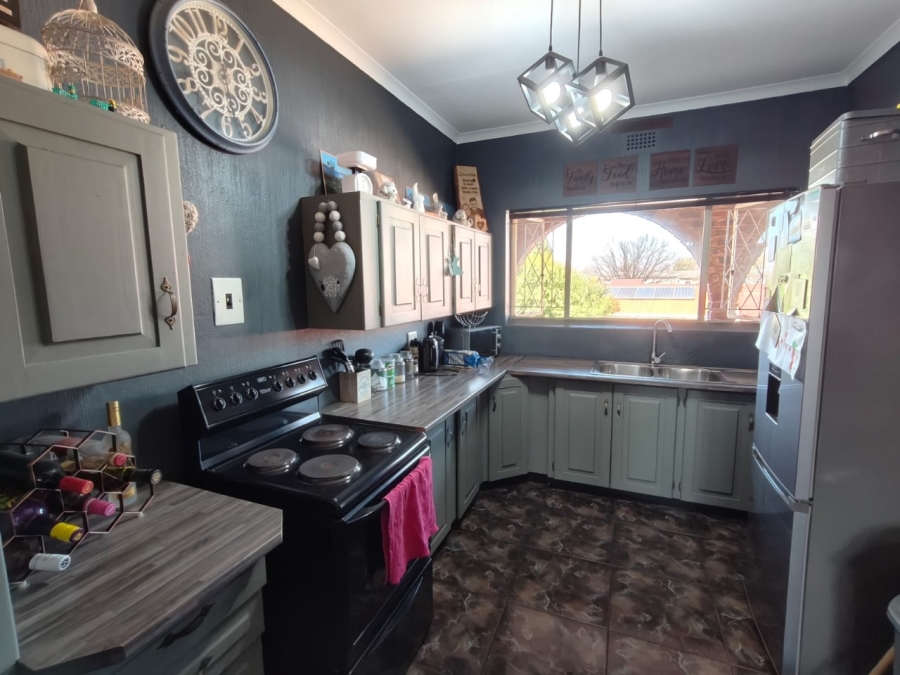 2 Bedroom Property for Sale in Three Rivers Gauteng