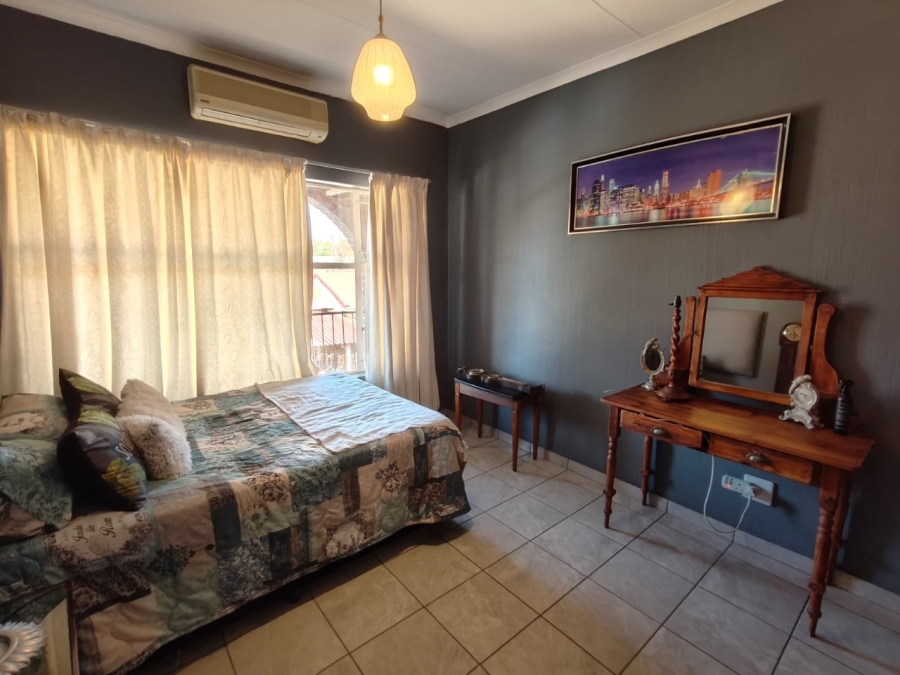 2 Bedroom Property for Sale in Three Rivers Gauteng