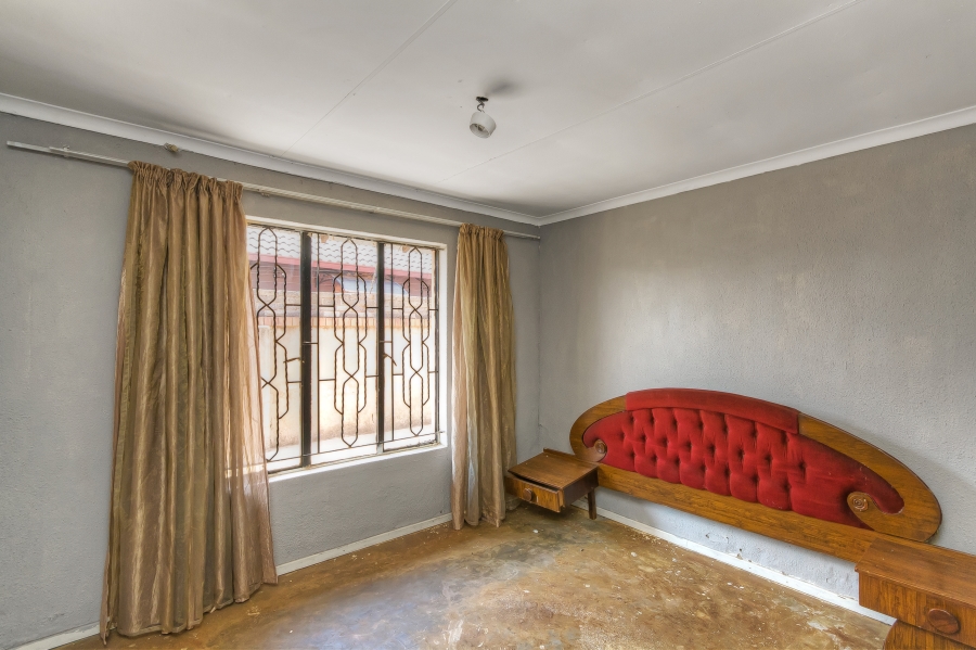 2 Bedroom Property for Sale in Protea Glen Gauteng