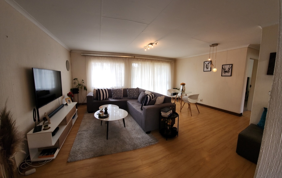 2 Bedroom Property for Sale in Sundowner Gauteng