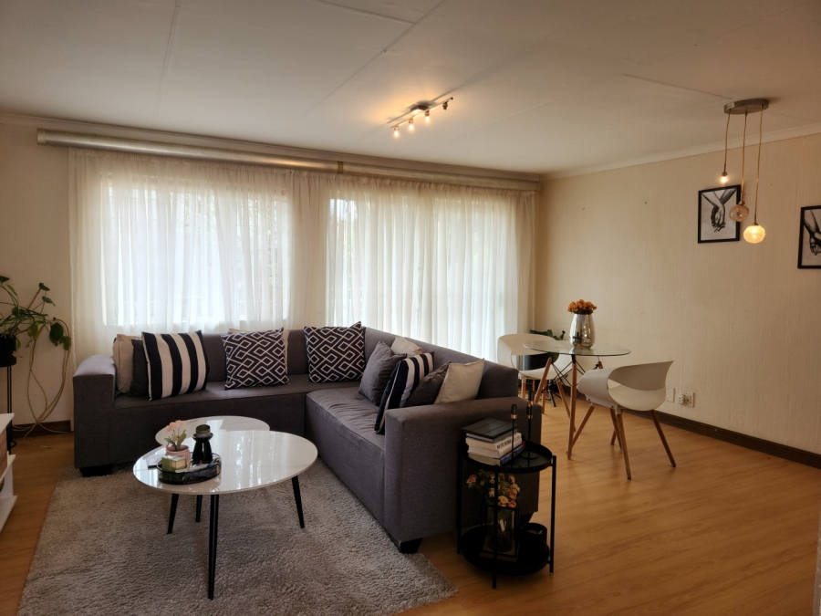 2 Bedroom Property for Sale in Sundowner Gauteng