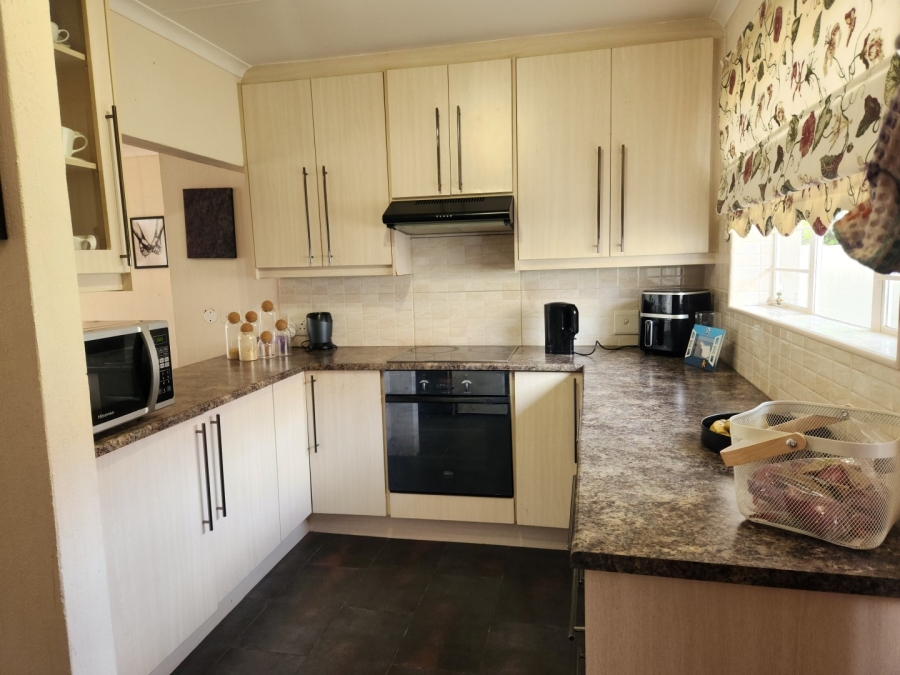 2 Bedroom Property for Sale in Sundowner Gauteng