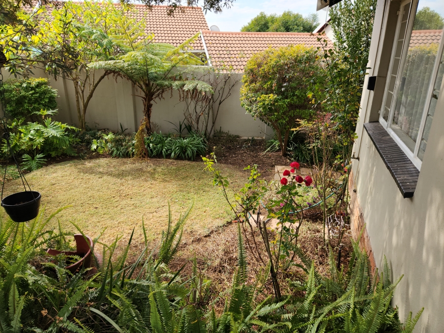 2 Bedroom Property for Sale in Sundowner Gauteng