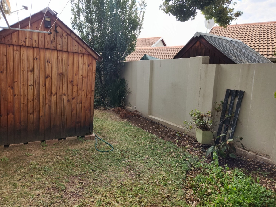 2 Bedroom Property for Sale in Sundowner Gauteng