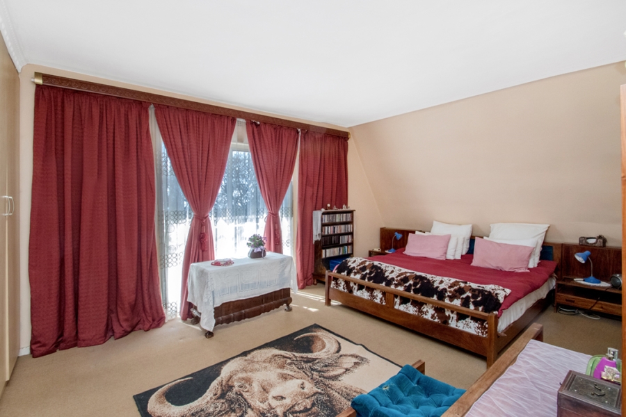 6 Bedroom Property for Sale in Helderkruin Gauteng