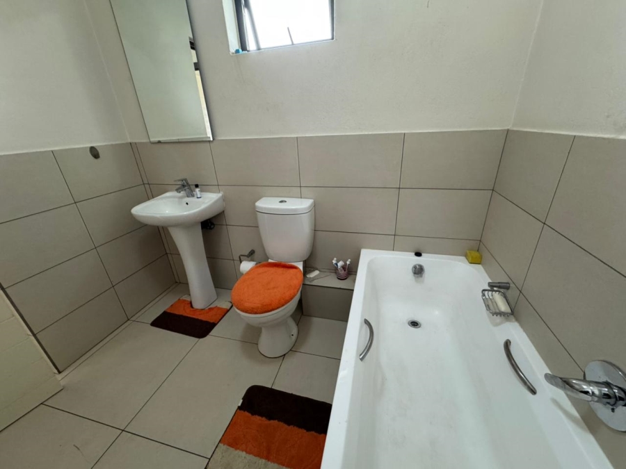 2 Bedroom Property for Sale in Jackal Creek Golf Estate Gauteng