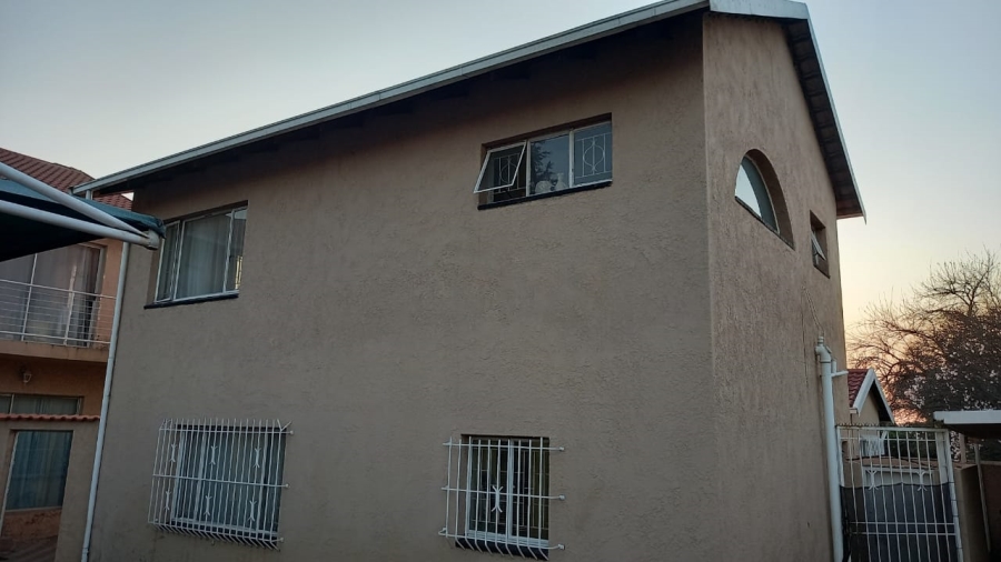 To Let 2 Bedroom Property for Rent in Highway Gardens Gauteng