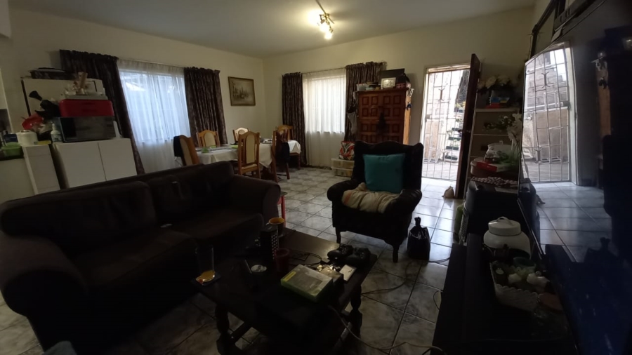 To Let 2 Bedroom Property for Rent in Highway Gardens Gauteng