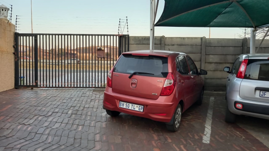 To Let 2 Bedroom Property for Rent in Highway Gardens Gauteng