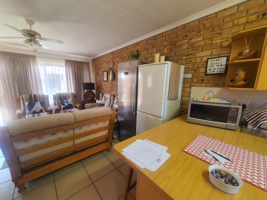2 Bedroom Property for Sale in Krugersdorp North Gauteng