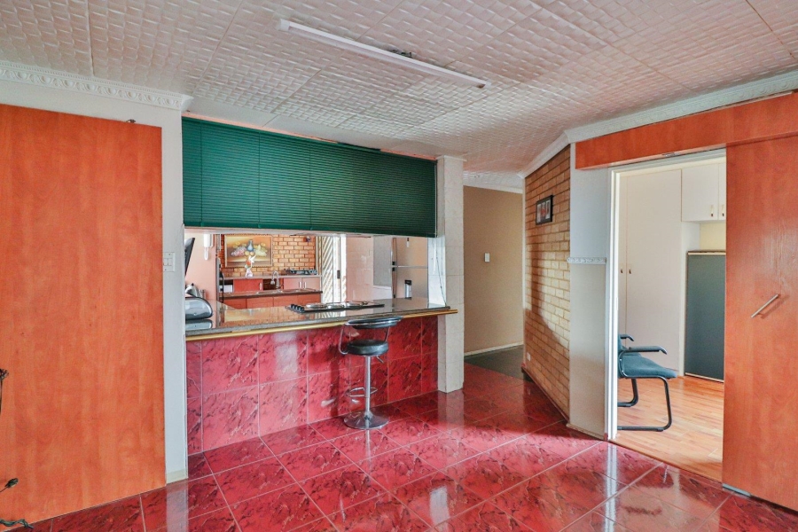 4 Bedroom Property for Sale in Lenasia South Gauteng