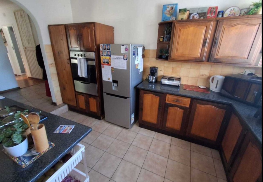 3 Bedroom Property for Sale in Brackenhurst Gauteng