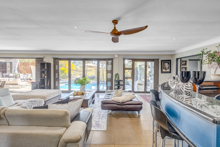 9 Bedroom Property for Sale in Crowthorne AH Gauteng