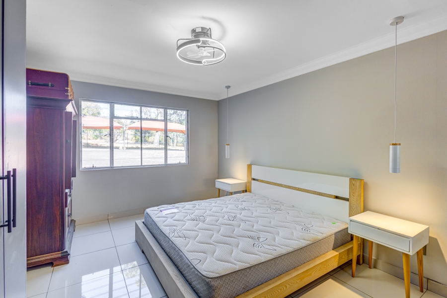 9 Bedroom Property for Sale in Crowthorne AH Gauteng
