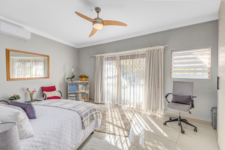 9 Bedroom Property for Sale in Crowthorne AH Gauteng