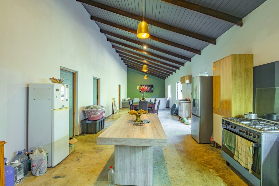 9 Bedroom Property for Sale in Crowthorne AH Gauteng