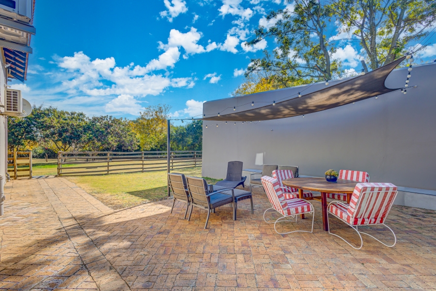 9 Bedroom Property for Sale in Crowthorne AH Gauteng