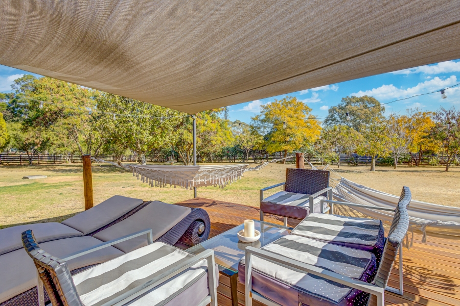 9 Bedroom Property for Sale in Crowthorne AH Gauteng