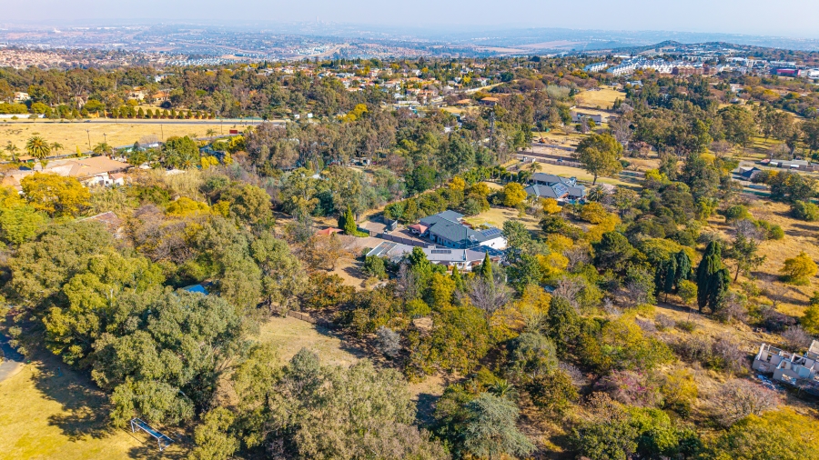 9 Bedroom Property for Sale in Crowthorne AH Gauteng