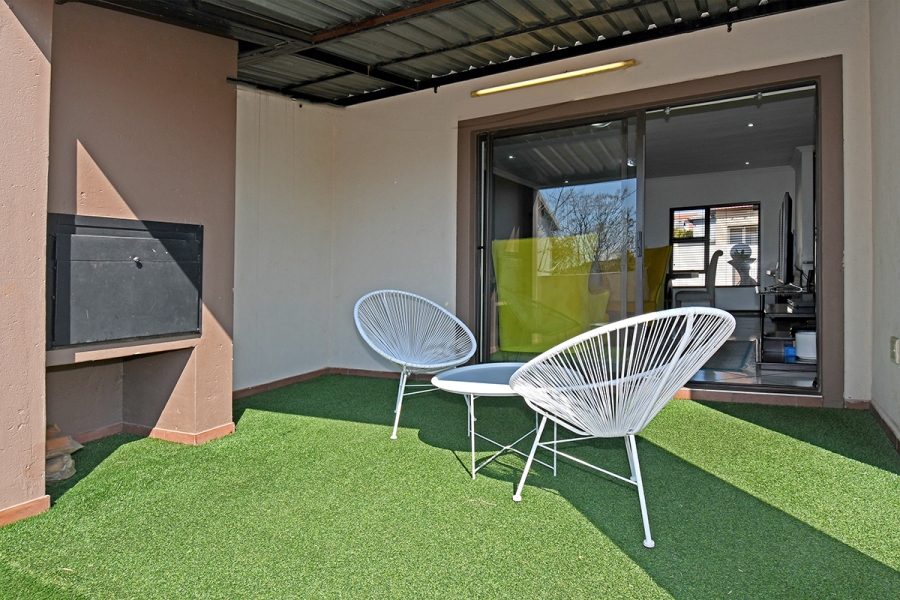 3 Bedroom Property for Sale in Thatchfield Hills Gauteng