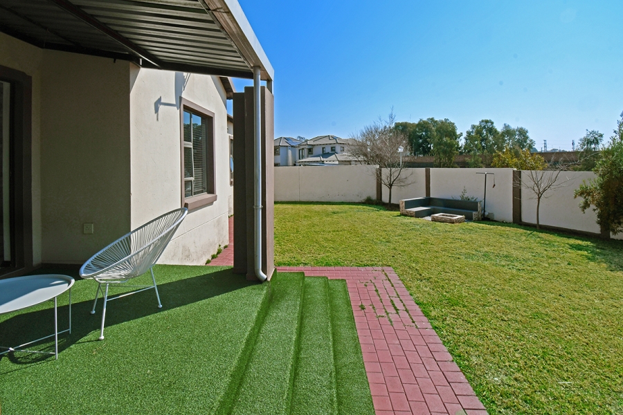 3 Bedroom Property for Sale in Thatchfield Hills Gauteng