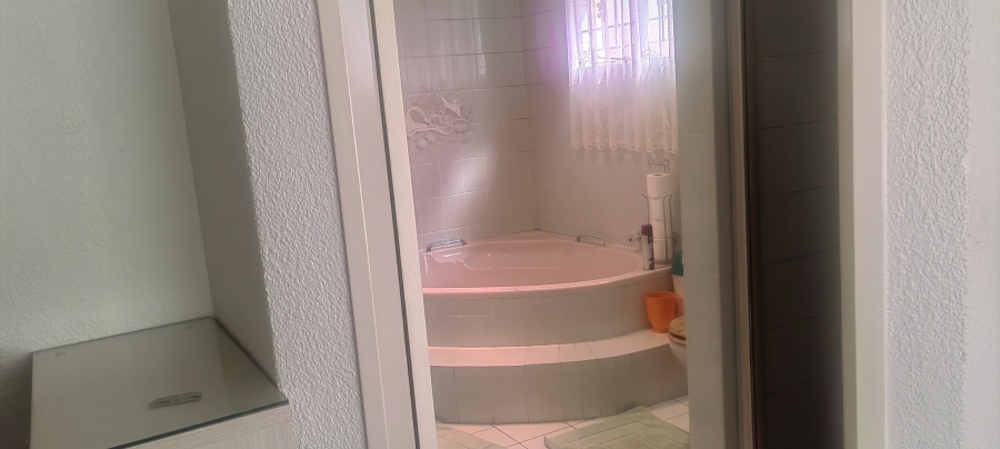 3 Bedroom Property for Sale in Winchester Hills Gauteng