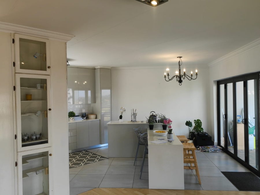 2 Bedroom Property for Sale in Bassonia Gauteng