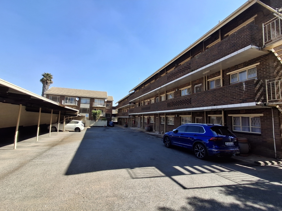 2 Bedroom Property for Sale in Croydon Gauteng