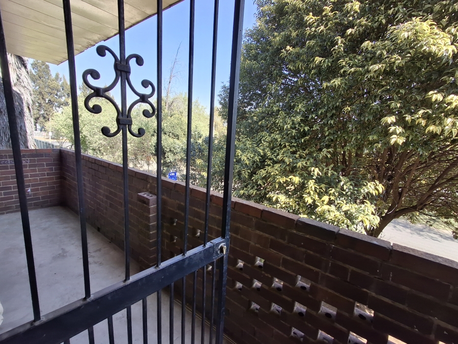 2 Bedroom Property for Sale in Croydon Gauteng