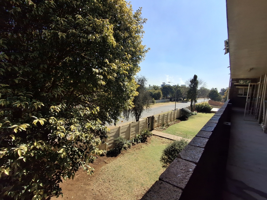 2 Bedroom Property for Sale in Croydon Gauteng