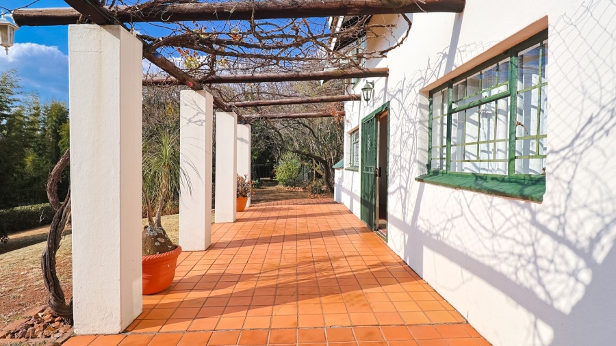 5 Bedroom Property for Sale in Doornkloof Gauteng